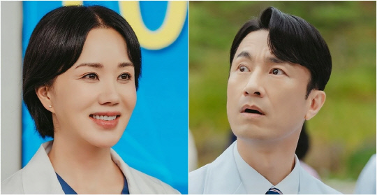 '닥터 차정숙' 스틸컷. 차정숙 역의 엄정화(왼쪽)과 서인호 역의 김병철  <사진  = JTBC 드라마 인스타그램>